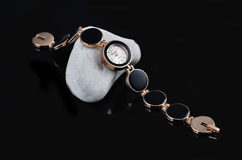 Wafer Design Round Dial Quartz Bracelet Watch - Glam Up Accessories