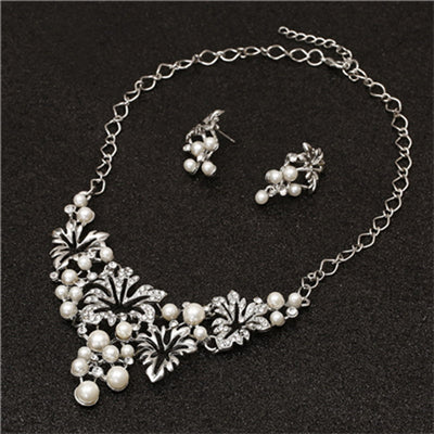 Elegant Simulated Pearl Necklace & Earrings Set - Glam Up Accessories